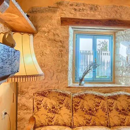 فيلة Vila Palentar *